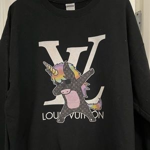 Louis Vuitton (knockoff)Sweatshirt